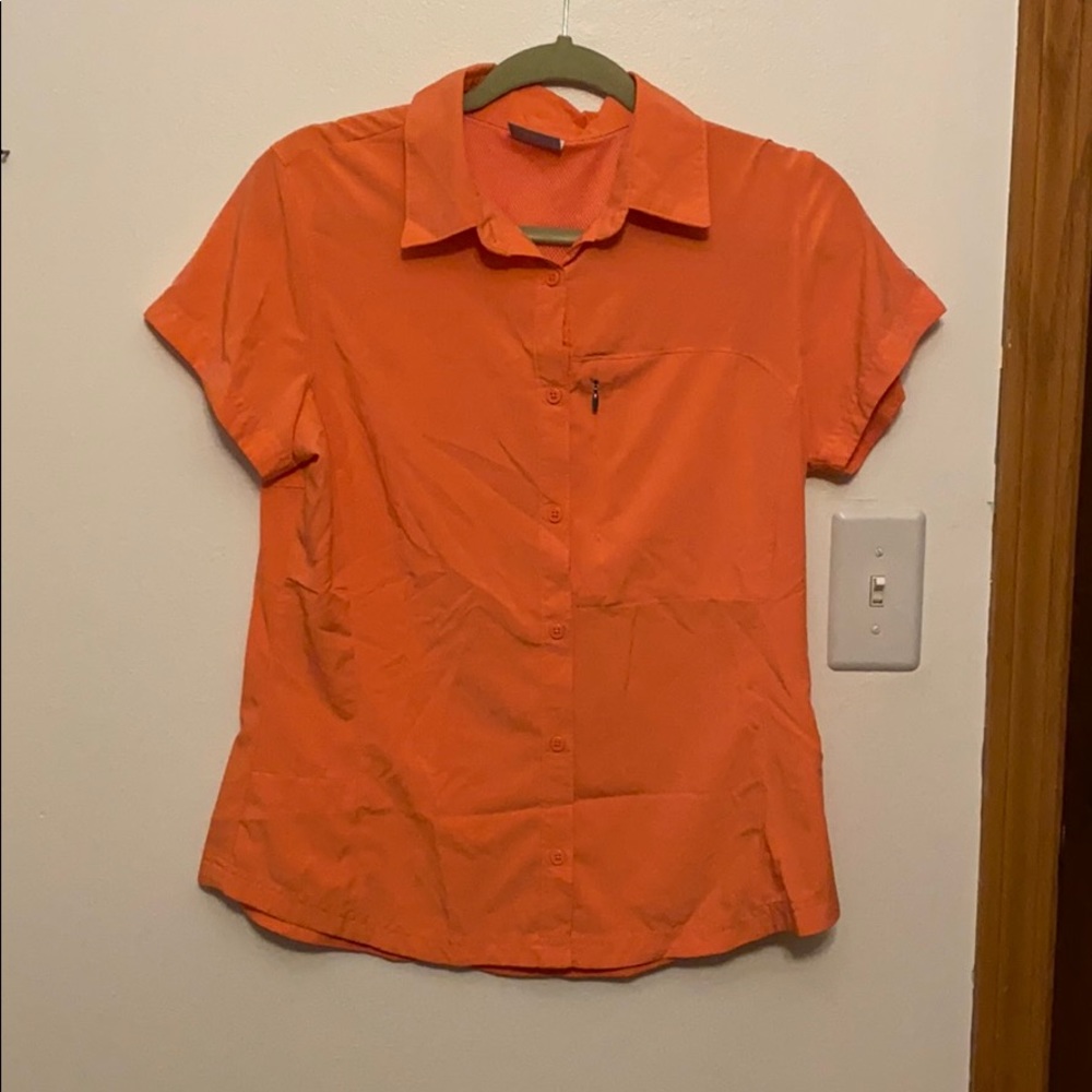Activewear blouse
